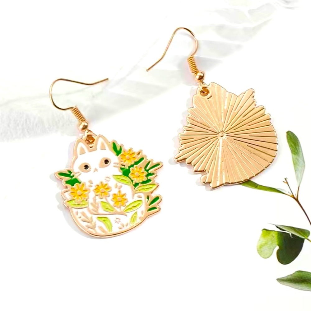 🌼Cute white Cat in Flower Pot Earrings 🐈🌻